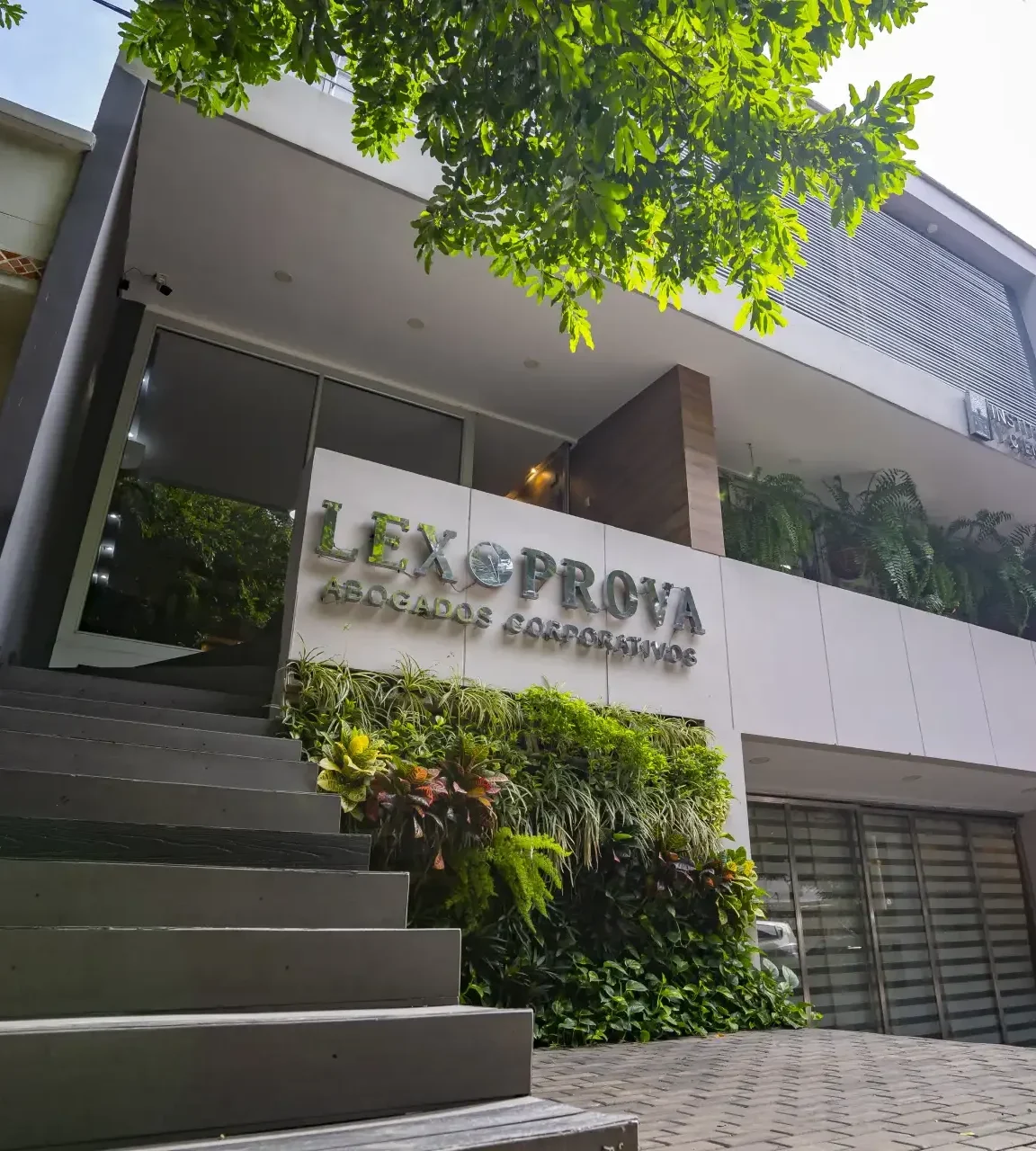 Fachada lexprova